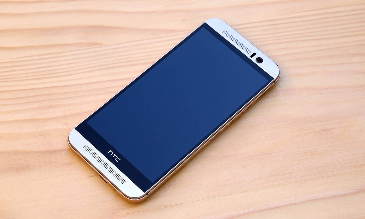 HTC推出首款可运行比特币完整节点的智能手机Exodus 1s