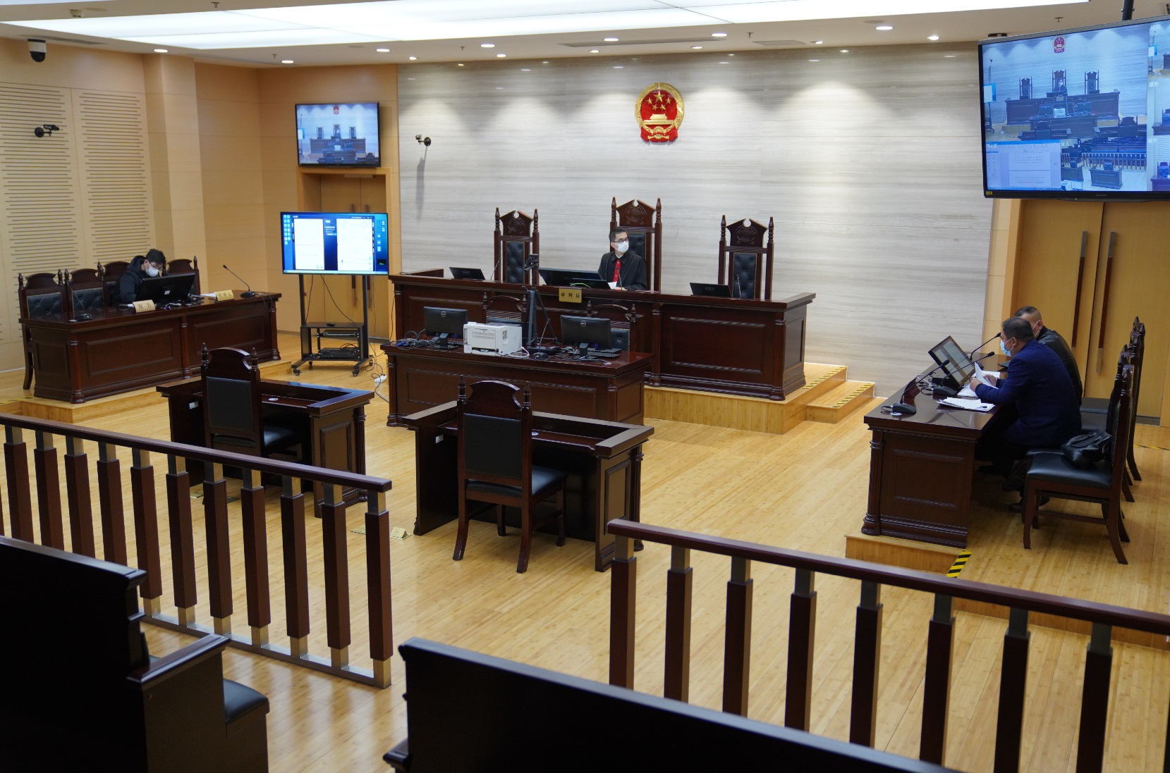 探索区块链存证，4月起上海10家法院试点庭审记录改革