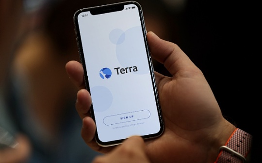 Terra：一场应用链与通用公链的对决